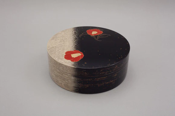 Covered Box with Camellia Design in Kinma