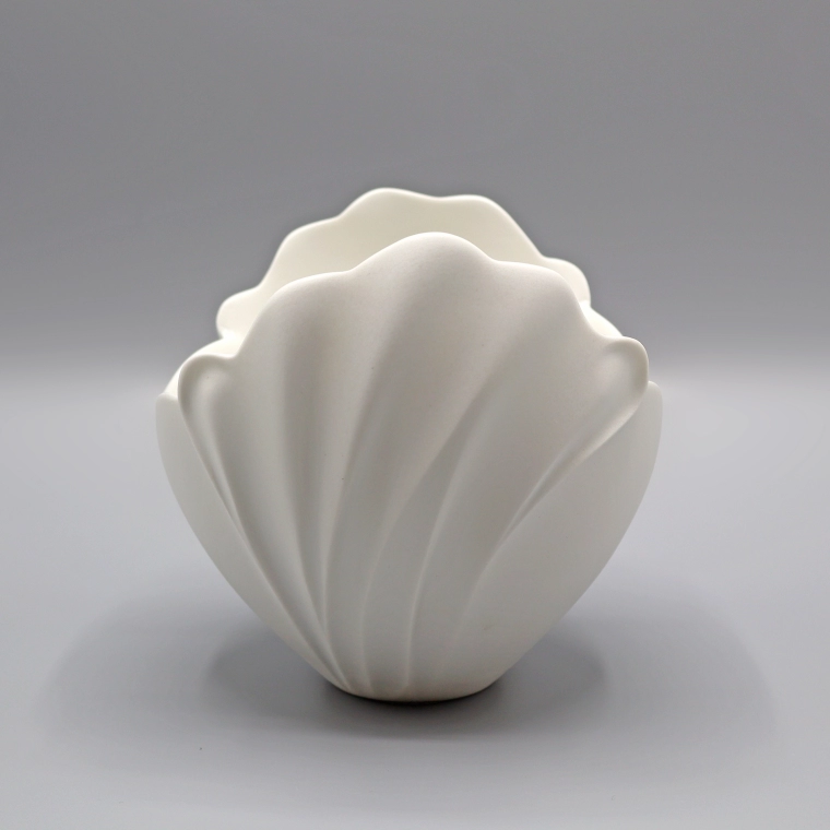 photo White Porcelain Bowl