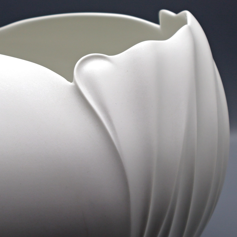 photo White Porcelain Bowl