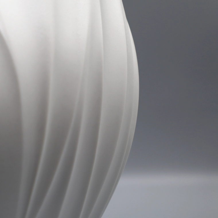 photo White Porcelain Bowl