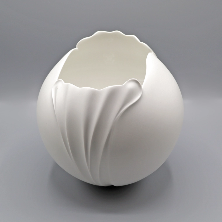 photo White Porcelain Bowl