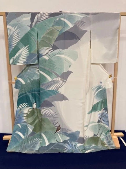 Kimono with Design in Itome-Yuzen Dyeing "Tropical Morning"