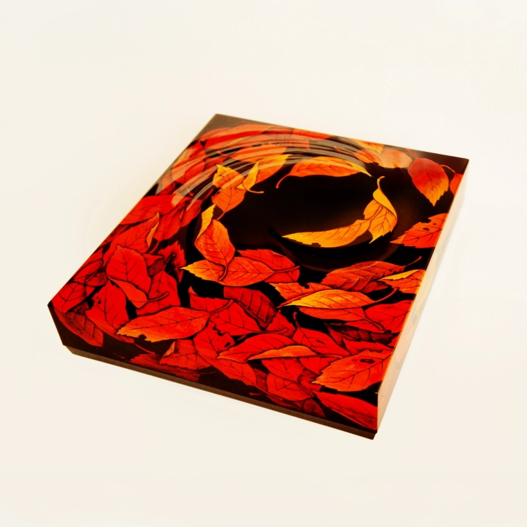 photo Box with Design in Urushi Carving and Kinma " Autumn deepened"