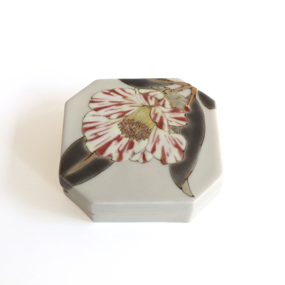 Box "Camellia Ehigasa" 