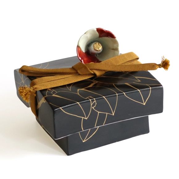 Ornamental Box "Shunie"