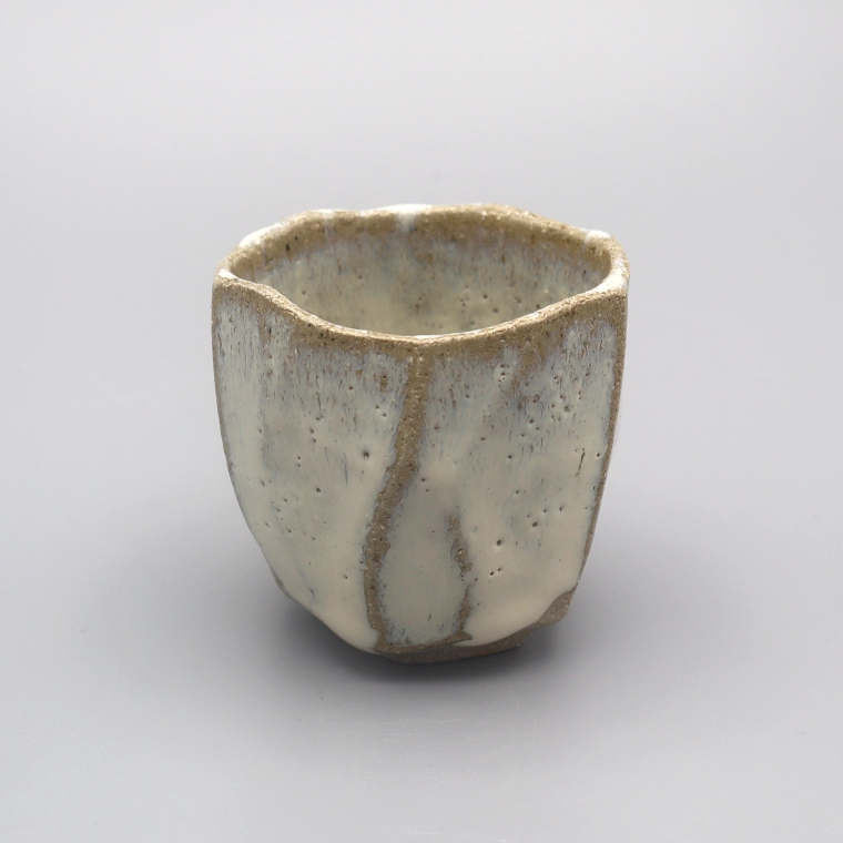 photo Madara Karatsu Sake Cup