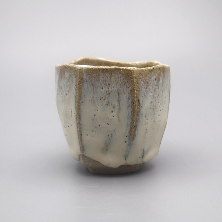 photo Madara Karatsu Sake Cup