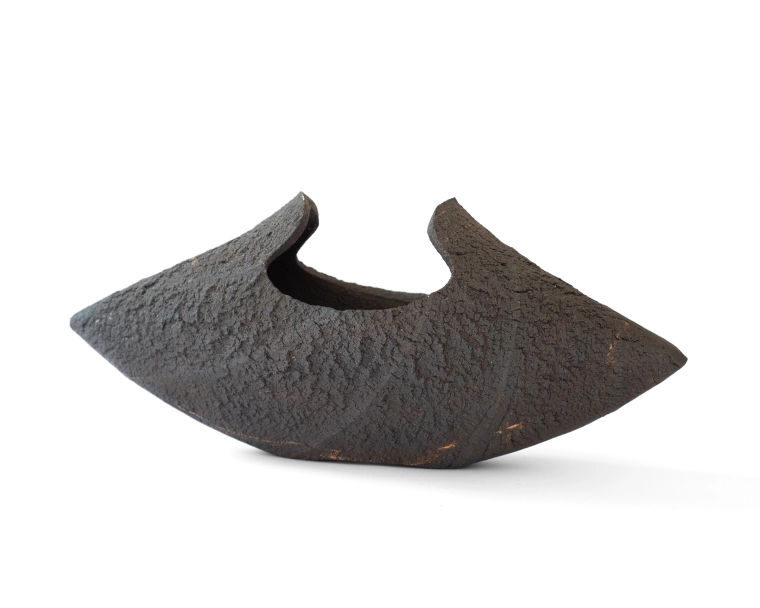 写真:Black Ripple Form