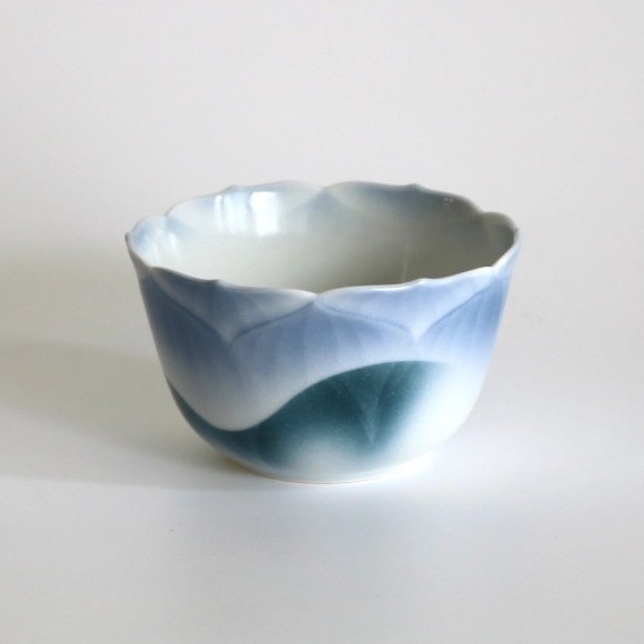 Sake Cup with Design in Underglaze Blue "Lotus Color - blue"