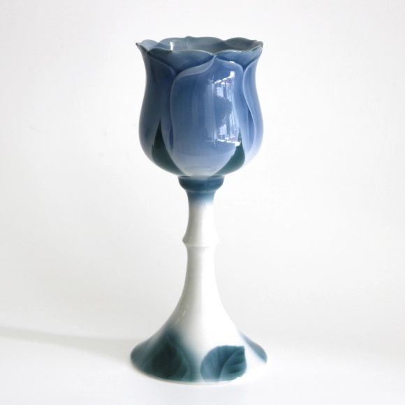 Goblet with Design in Underglaze Blue "Blue Rose"