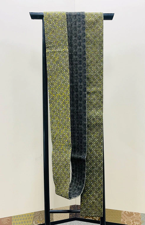 photo Sarasa Textile with Ancient Arabesque Patterns and Dragonfly Tortoise Shell Patterns