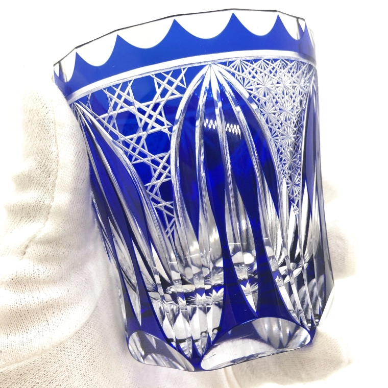 photo Blue Metamorphosis Rocks Glass