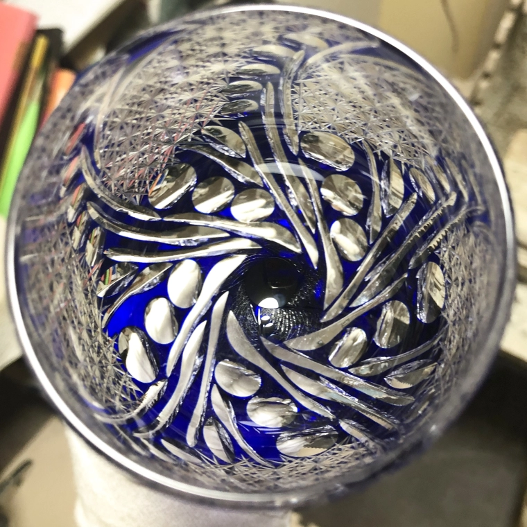 photo 珊瑚硝（さんごしょう）　瑠璃色