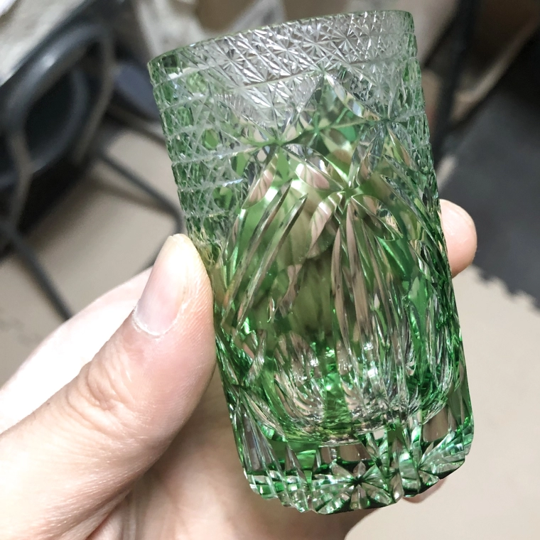 photo 春硝飾（しゅんしょうしょく）　緑色