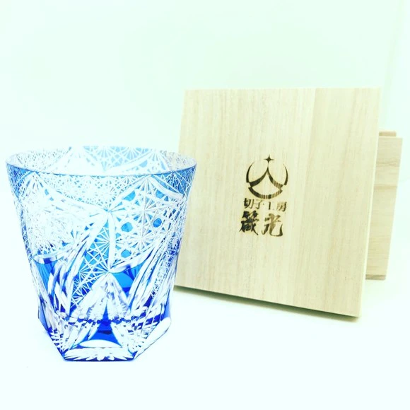 Blue Rocks Glass with Five Chrysanthemums Blooming