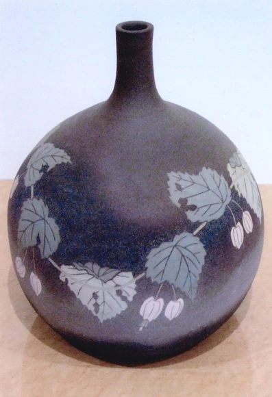 Flower Vase with Inlaid Trailing Abutilon Design