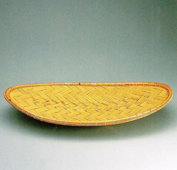 Woven dish