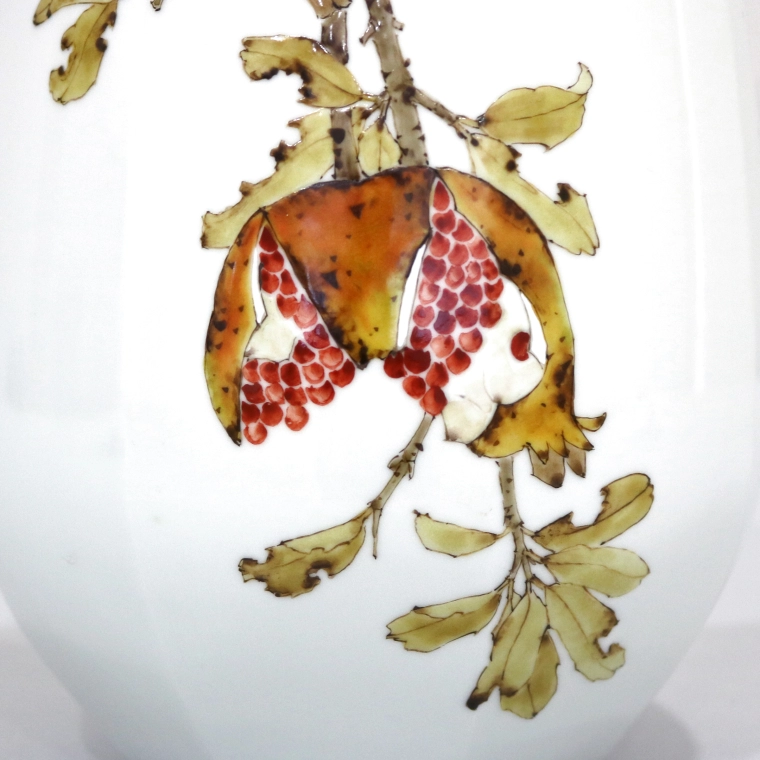 写真：柘榴に鵙図