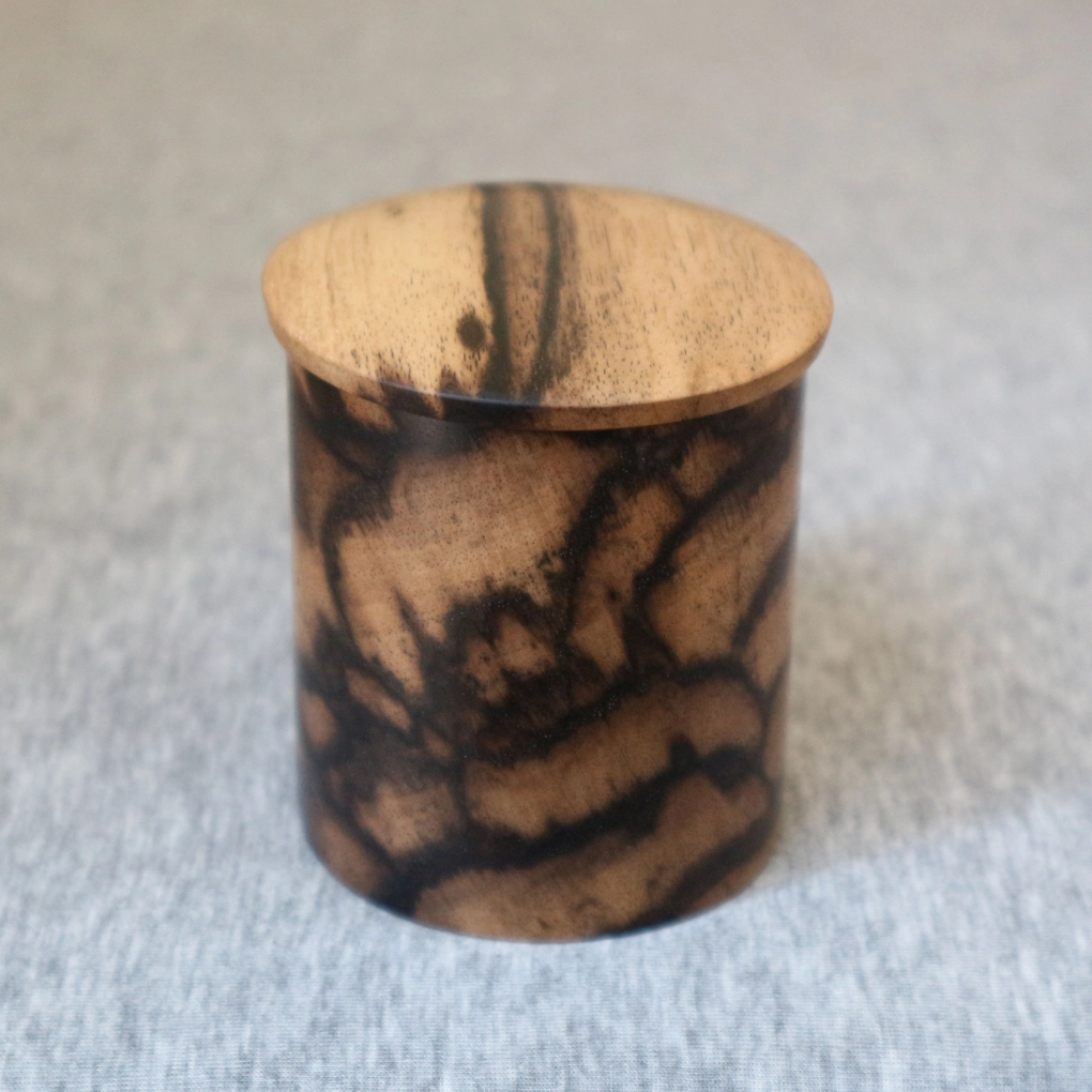 写真：黒柿茶器