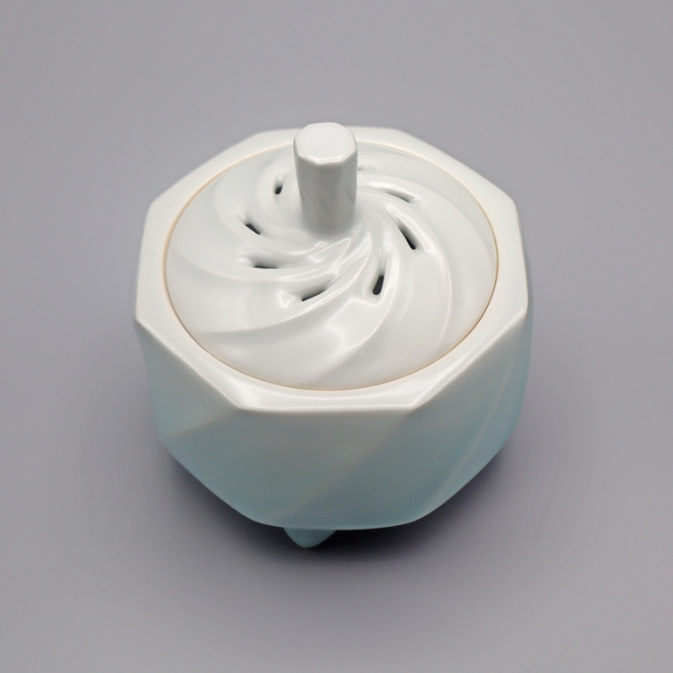 photo Octagonal White Porcelain Incense Burner with Pale Blue Glaze