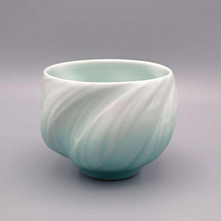 photo White Porcelain Tea Bowl with Pale Blue Glaze "The Swell"