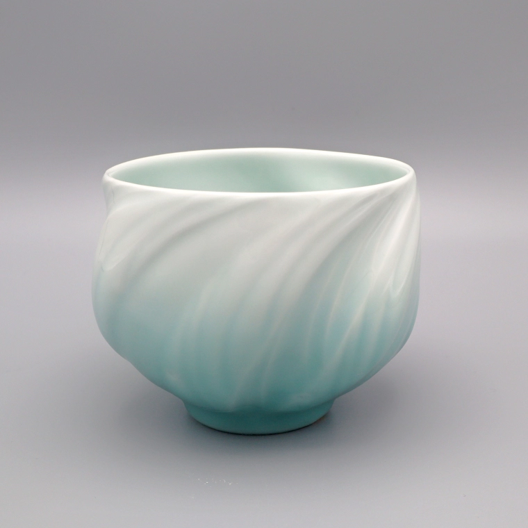 photo White Porcelain Tea Bowl with Pale Blue Glaze "The Swell"