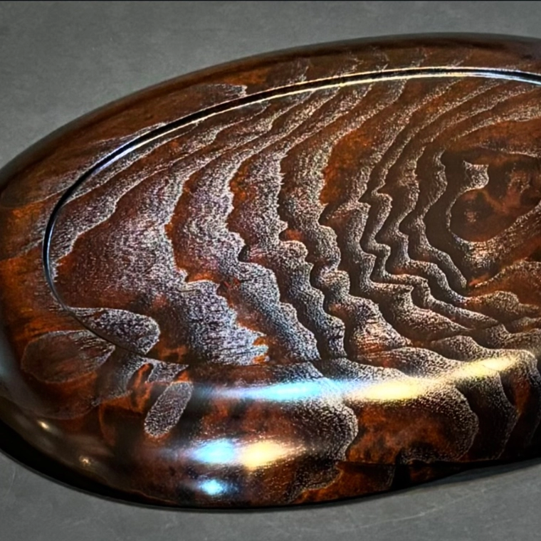 photo Tray of Mulberry Wood