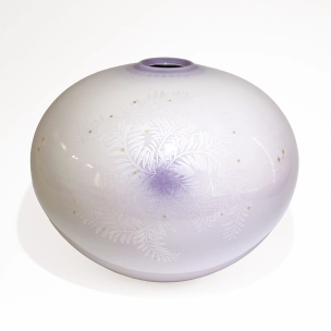 Jar with Pale Pink Glaze and Grass Design in Underglaze Silver 