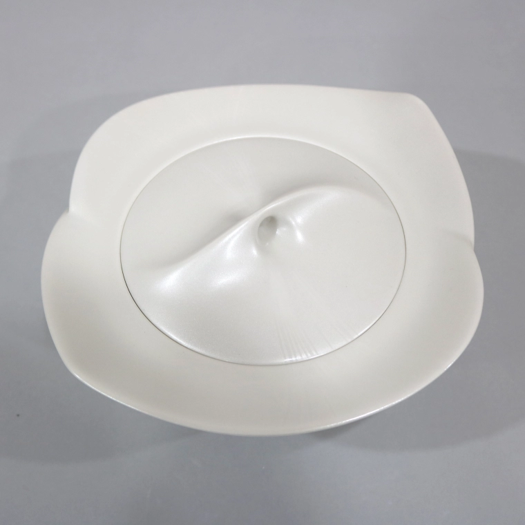 photo Fresh Water Jar with Pearly Luster Color