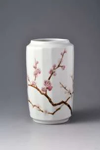 Chamfered Jar with Red and White Plum Blossom Design