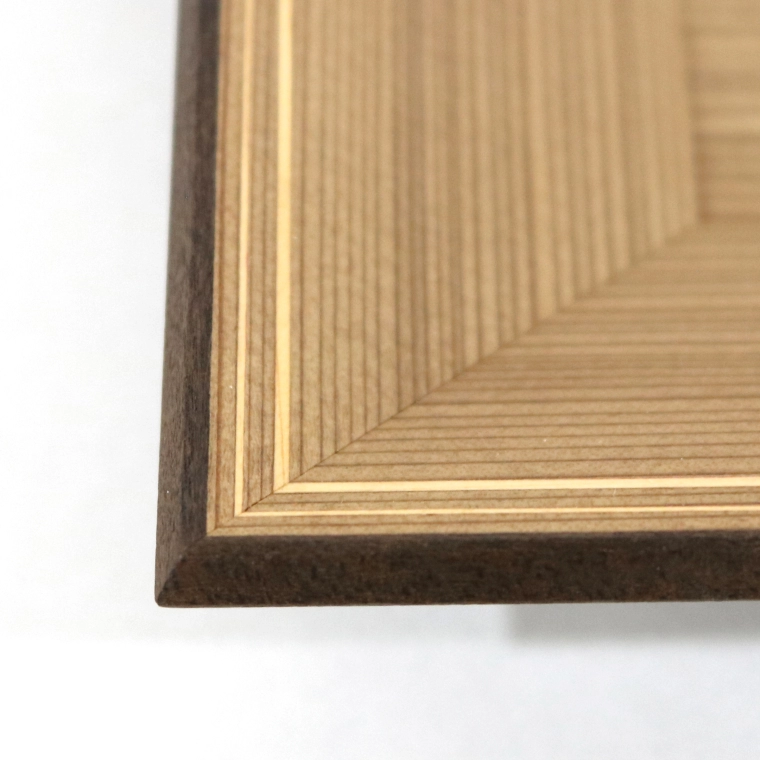 photo Jindai Cedar and Japanese Yew Wood Tray