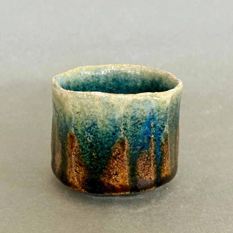 photo Sake Cup with Three Color Glaze Decoration