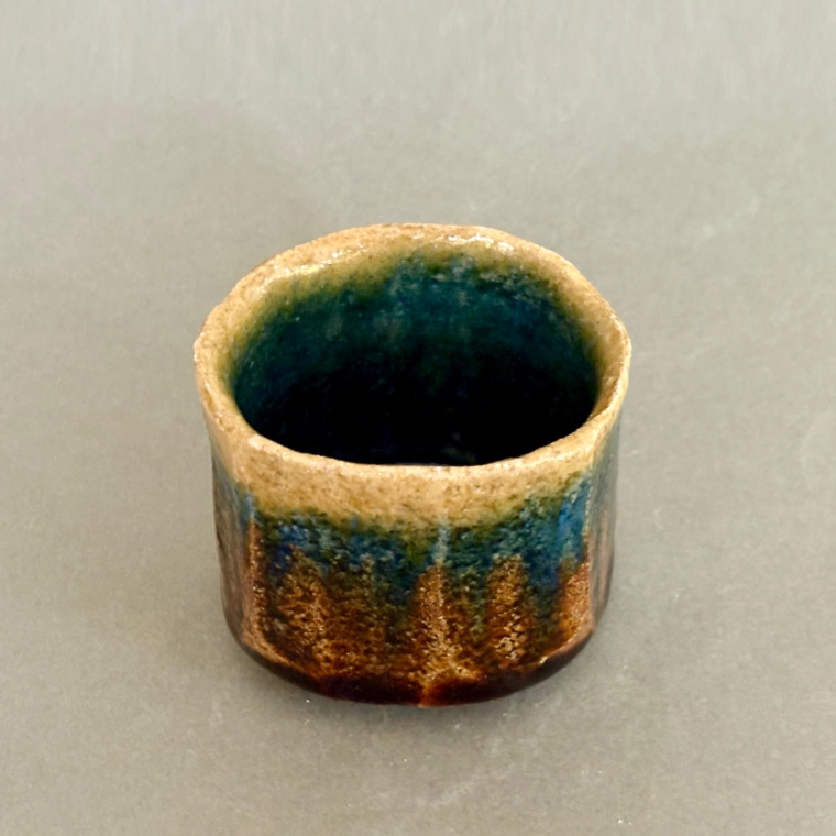photo Sake Cup with Three Color Glaze Decoration