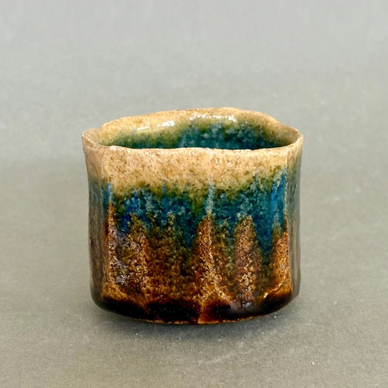 photo Sake Cup with Three Color Glaze Decoration