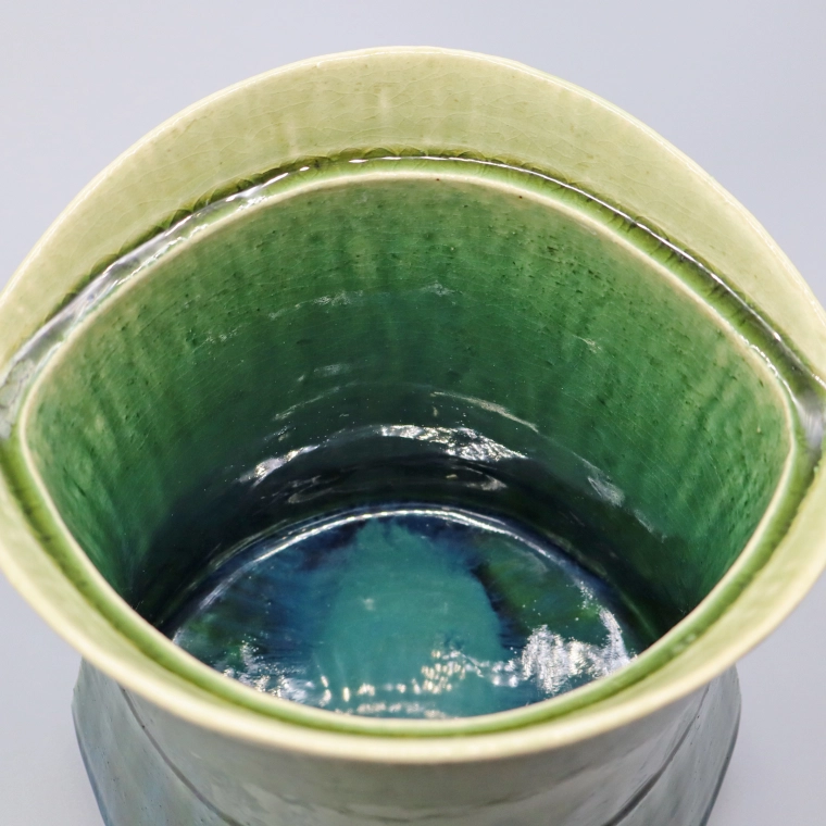 photo Tea Ceremony Fresh Water Jar with Green Glaze