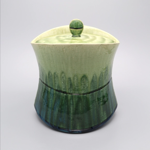 Tea Ceremony Fresh Water Jar with Green Glaze