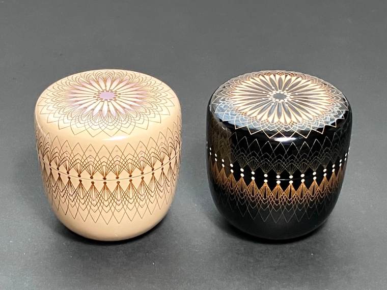 photo Tea Containers with Design in Polished Kirie “Black and White”