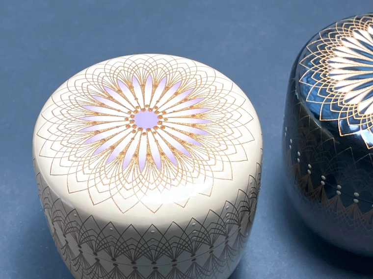 photo Tea Containers with Design in Polished Kirie “Black and White”