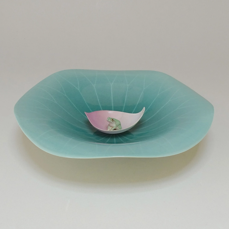 photo Bowl - Lotus Pond