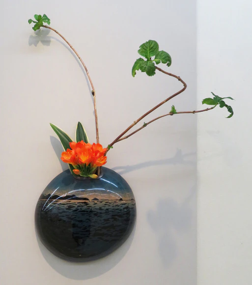 金胎蒟醬花器「風待」