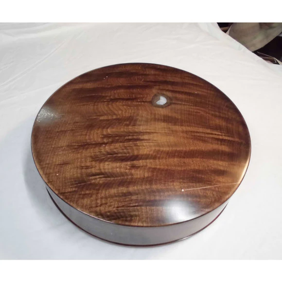 Coffer of Iron Stained Magnolia with Inlay "Thin Clouds"