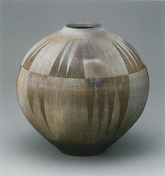 High-fired Jar with Wedge Patterns