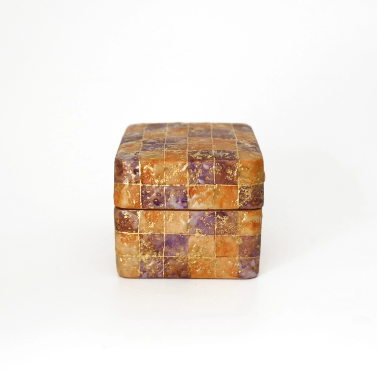 photo Box with Overglaze Enamel and Gold Decoration