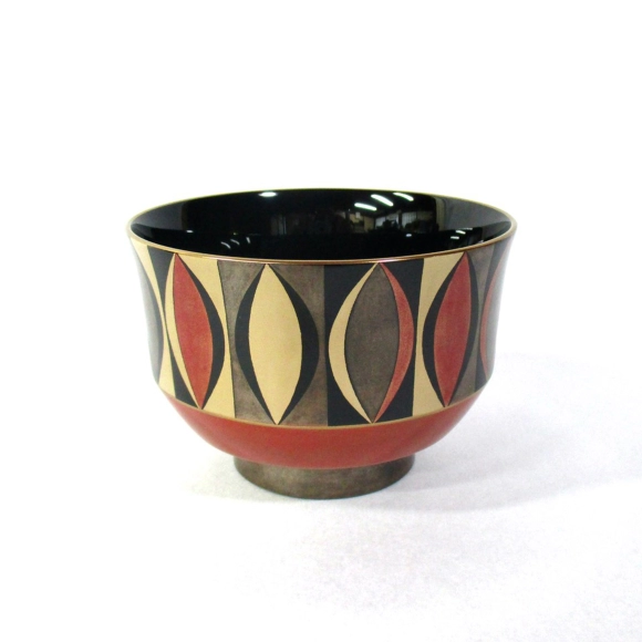 Bowl with Design in Makie "Year After Year"