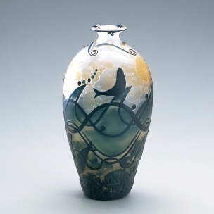 Sandblasted flower vase "Playing in the Waves"