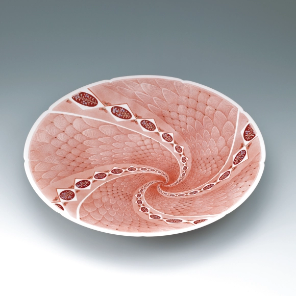 人間国宝　中田一於　淡青釉裏銀彩花文　蓋物　個展作品 hp-nakadakazuo-tsubo-369x373.jpg