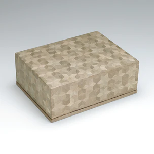 Box of Jindai Cedar Wood with Marquetry Decoration