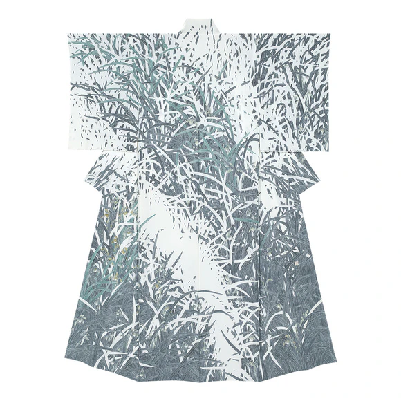 Formal kimono with design in yūzen dyeing. “Noble orchid”