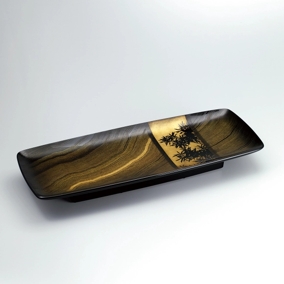 Food vessel with design in chinkin. “Nocturne”