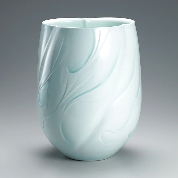 White Porcelain Flower Vessel with Pale Blue Glaze ”Flame"
